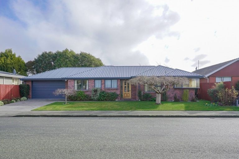 Photo of property in 62 Fern Drive, Halswell, Christchurch, 8025