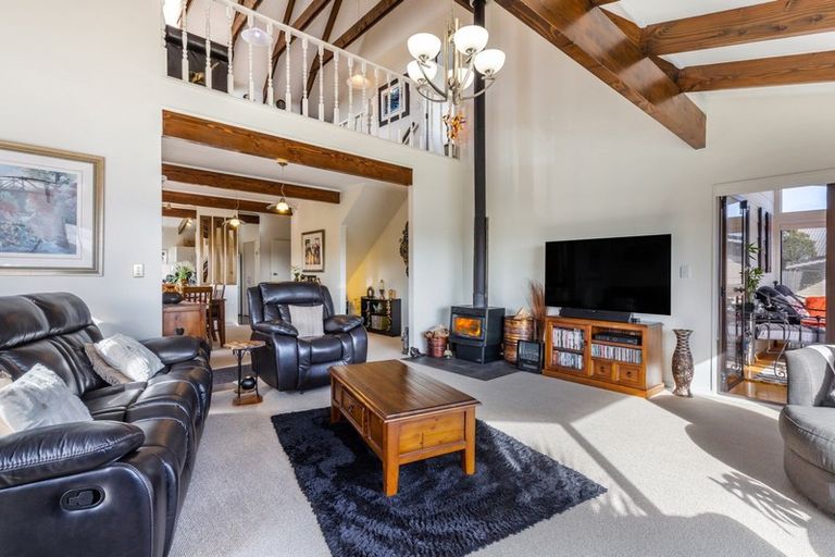 Photo of property in 40 Saint James Street, Richmond Heights, Taupo, 3330