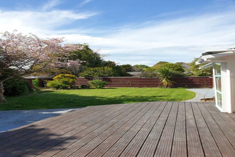 Photo of property in 10 Rakino Place, Awapuni, Palmerston North, 4412