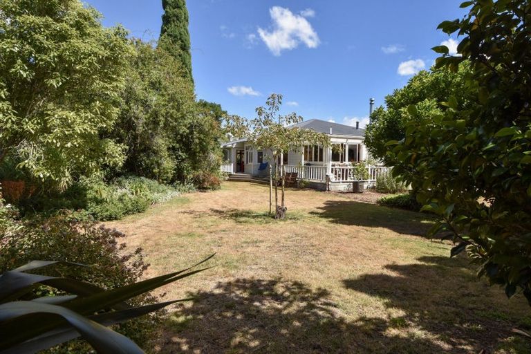 Photo of property in 90 Pembroke Street, Carterton, 5713