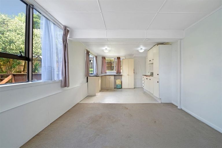 Photo of property in 25 Keegan Drive, Massey, Auckland, 0614