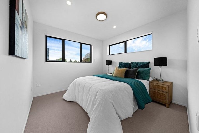 Photo of property in 40a Mason Street, New Lynn, Auckland, 0600