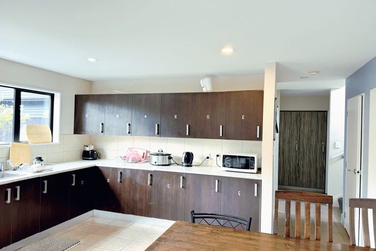 Photo of property in 42 Newnham Terrace, Upper Riccarton, Christchurch, 8041