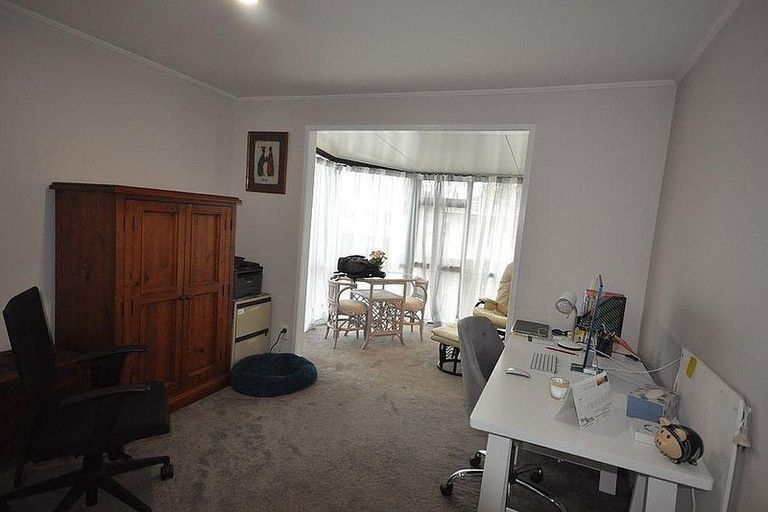 Photo of property in 23 Saint Johns Avenue, Tuakau, 2121