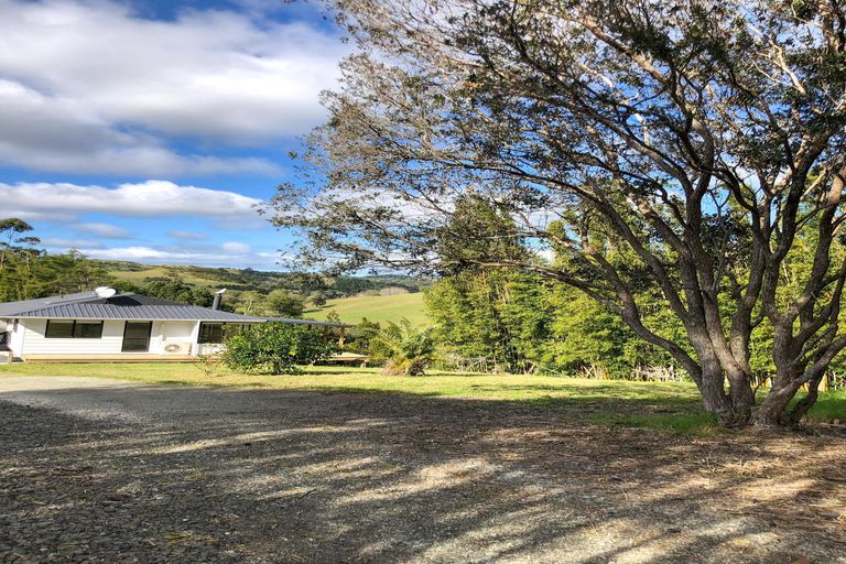 Photo of property in 62 Oinu Road, Awanui, 0482