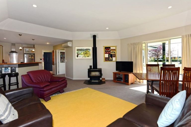 Photo of property in 15 Piako Drive, Darfield, 7571