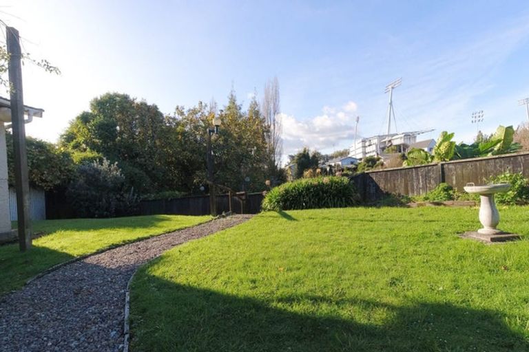 Photo of property in 18 Avon Street, Frankton, Hamilton, 3204