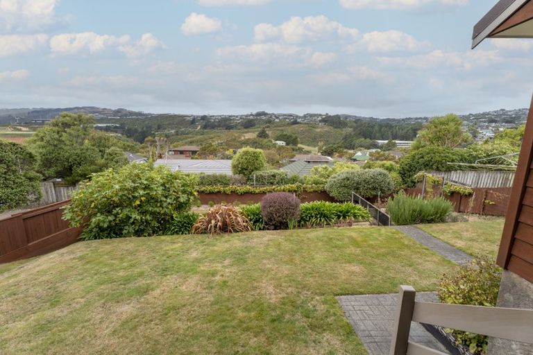 Photo of property in 7 Montrose Grove, Churton Park, Wellington, 6037
