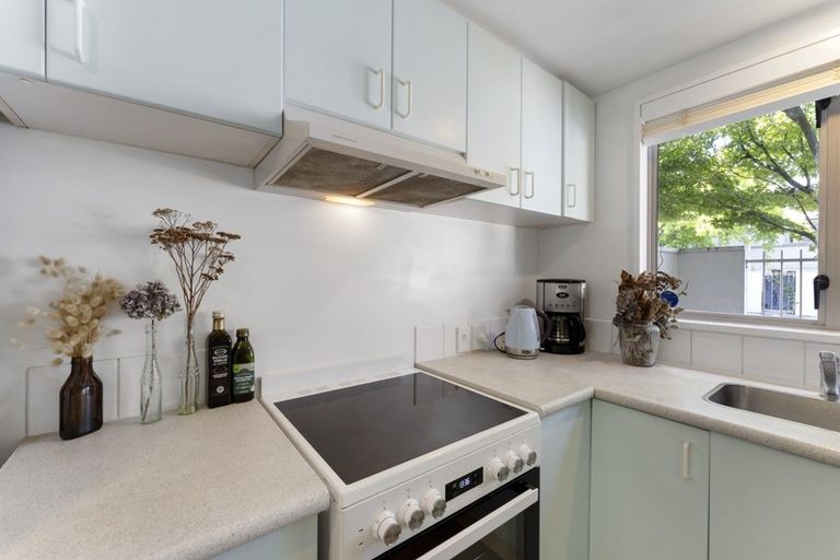 Photo of property in 7/53 Champion Street, Edgeware, Christchurch, 8013