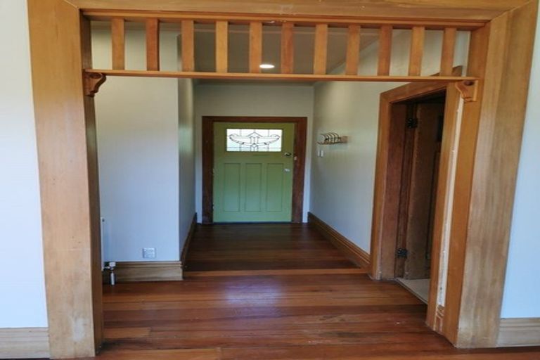 Photo of property in 2 Fernhill Terrace, Wadestown, Wellington, 6012