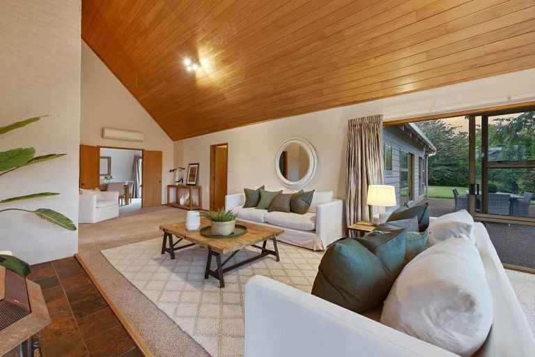 Photo of property in 39 Robinson Road, Whitianga, 3510