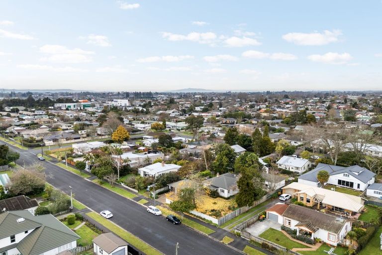 Photo of property in 10 East Street, Claudelands, Hamilton, 3214