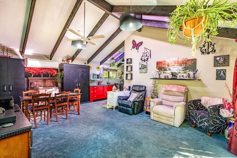 Photo of property in 4312 Christchurch Akaroa Road, Little River, 7591