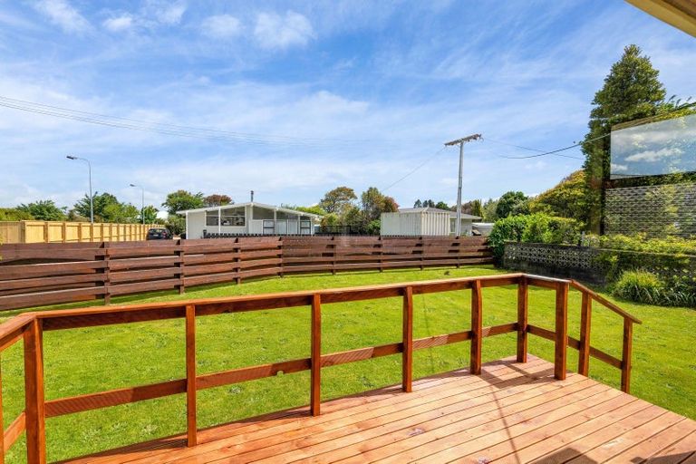 Photo of property in 72 Reid Avenue, Hawera, 4610