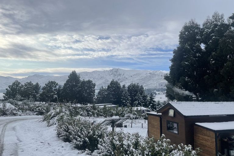 Photo of property in 1 Maude View Road, Hawea Flat, Wanaka, 9382