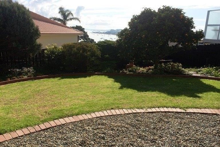 Photo of property in 1/37 Takutai Avenue, Half Moon Bay, Auckland, 2012