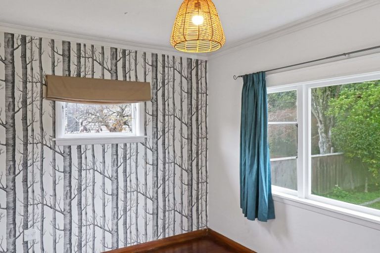 Photo of property in 7 Tawhai Street, Stokes Valley, Lower Hutt, 5019