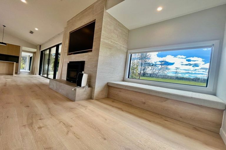 Photo of property in 49 Three Oaks Drive, Dairy Flat, 0794