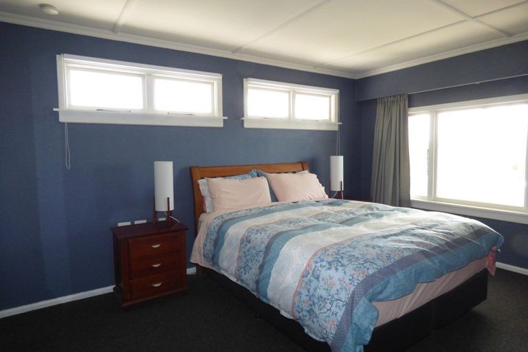 Photo of property in 6 Solway Street, Holmes Hill, Oamaru, 9401