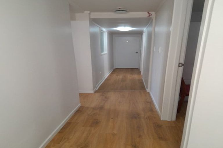 Photo of property in 17 The Terrace, Takapuna, Auckland, 0622