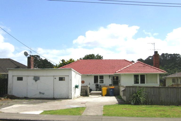 Photo of property in 8 Ranch Avenue, Beach Haven, Auckland, 0626