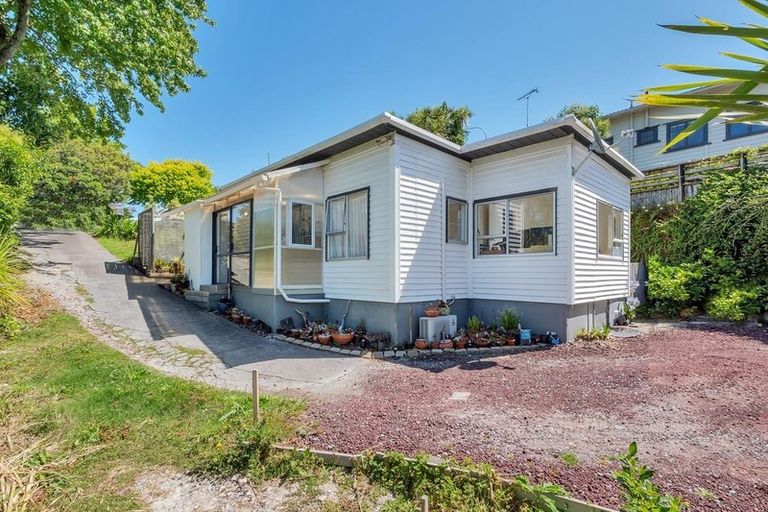Photo of property in 1/43 Glamorgan Drive, Torbay, Auckland, 0630