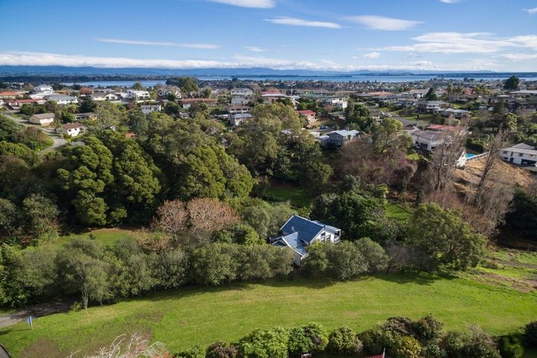 Photo of property in 35 Maungawhare Place, Otumoetai, Tauranga, 3110