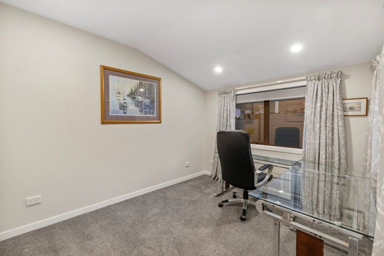 Photo of property in 26 Harbour View Road, Omokoroa, 3114
