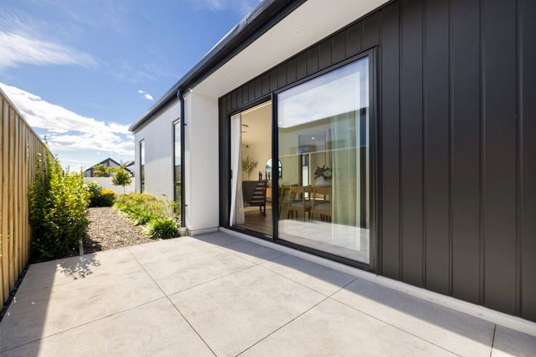 Photo of property in 20 Finstock Way, Rolleston, 7614