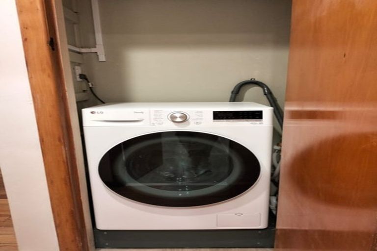 Photo of property in 21 Pine Avenue, Otumoetai, Tauranga, 3110