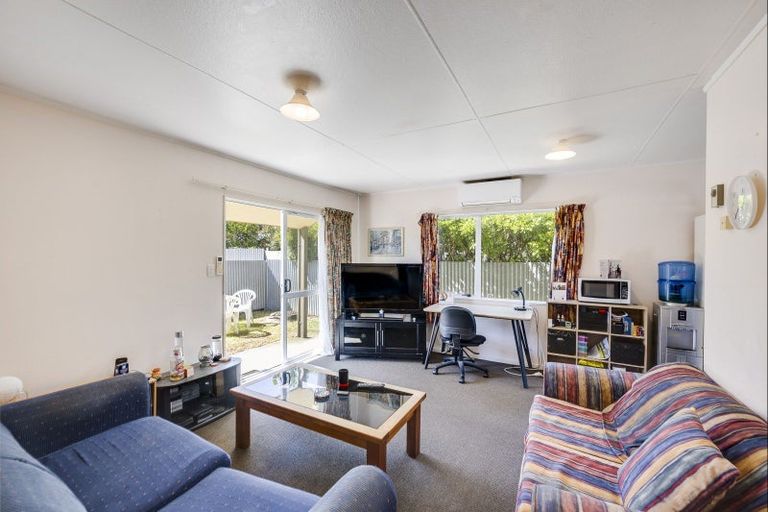 Photo of property in 2/80 Latham Street, Marewa, Napier, 4110