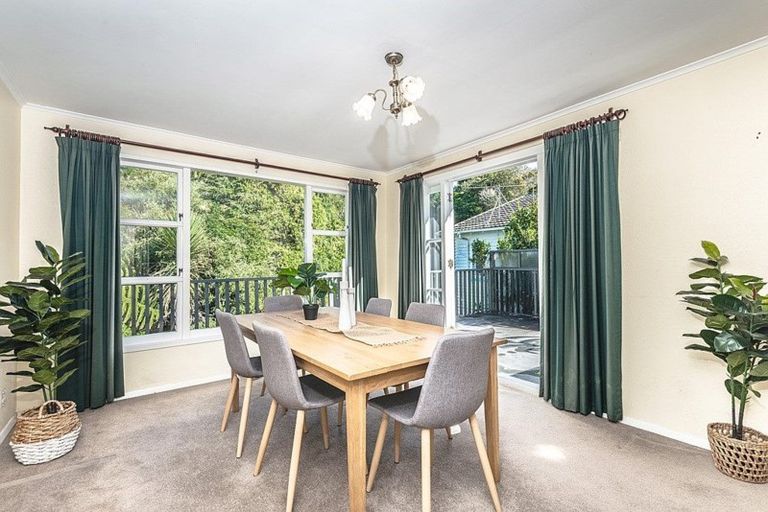Photo of property in 55 Ohariu Road, Johnsonville, Wellington, 6037