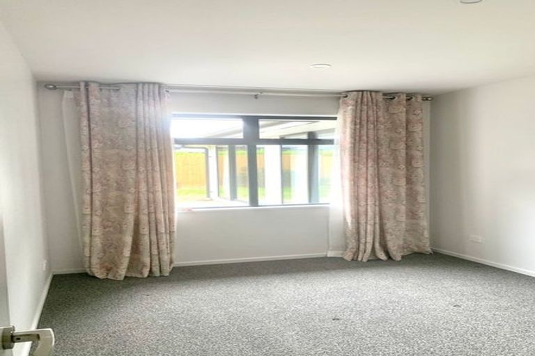 Photo of property in 12 Piper Street, Halswell, Christchurch, 8025