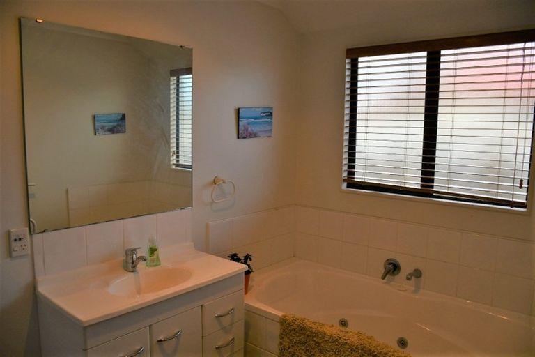 Photo of property in 11 Stoneleigh Drive, Chartwell, Hamilton, 3210