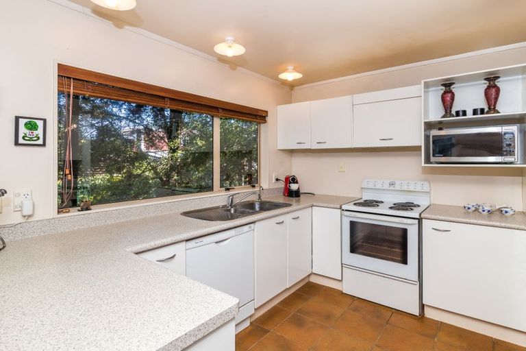 Photo of property in 2/65 Chesham Avenue, Waipahihi, Taupo, 3330