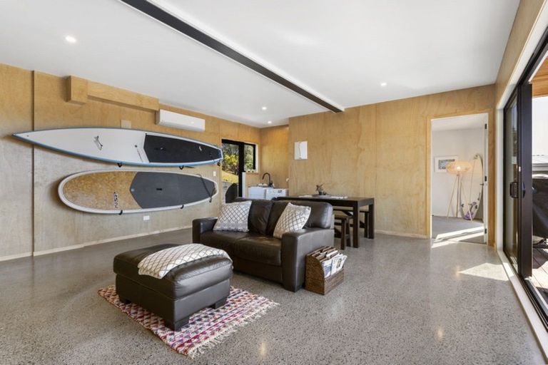 Photo of property in 24 Dolphin Drive, Whiritoa, Whangamata, 3691