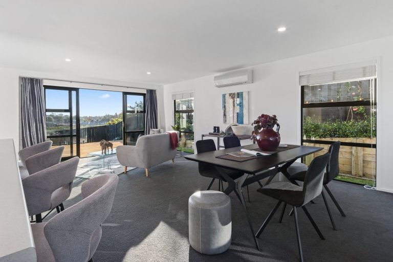 Photo of property in 23 Stockyard Crescent, Pukekohe, 2120