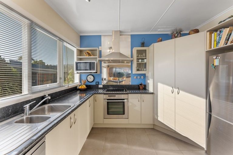 Photo of property in 8 Sullivan Grove, Epuni, Lower Hutt, 5011