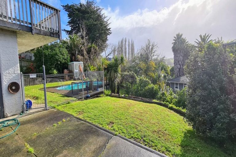 Photo of property in 5 View Street, Maungaturoto, 0520