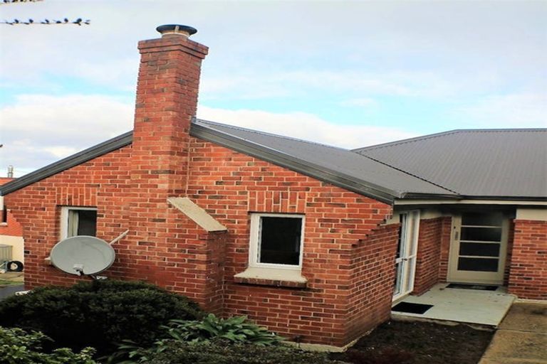 Photo of property in 211 Forfar Street, Maryhill, Dunedin, 9011