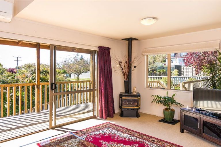 Photo of property in 2/65 Chesham Avenue, Waipahihi, Taupo, 3330