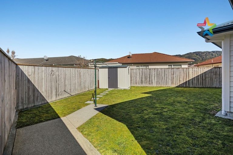Photo of property in 14 Woodland Grove, Wainuiomata, Lower Hutt, 5014