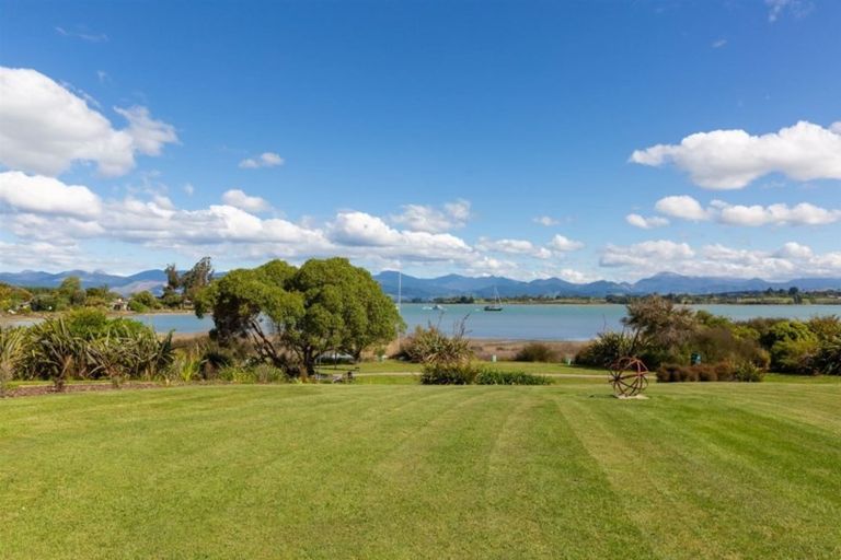 Photo of property in 21 Langford Drive, Mapua, 7005