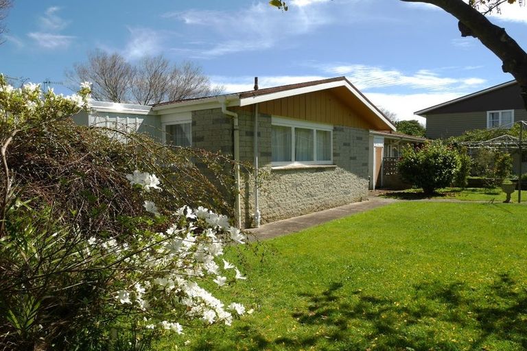 Photo of property in 48 Alexander Road, Raumati Beach, Paraparaumu, 5032
