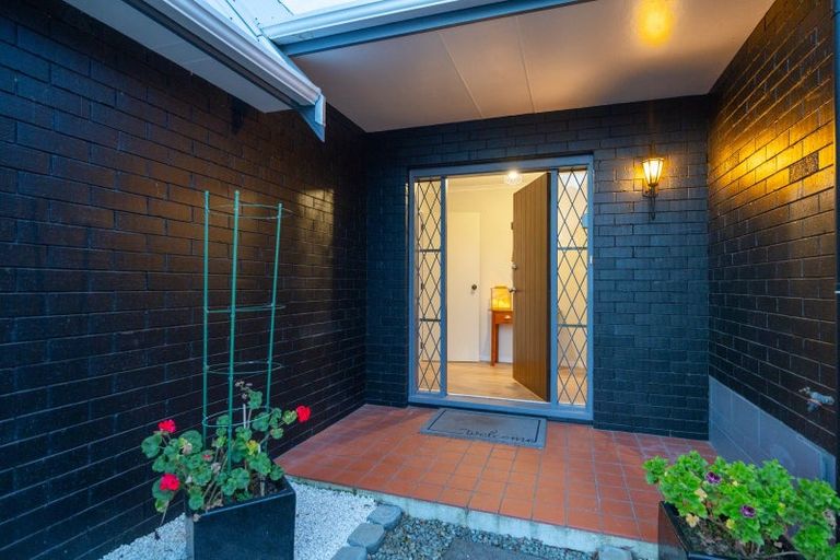 Photo of property in 6 Kentucky Way, Awapuni, Palmerston North, 4412