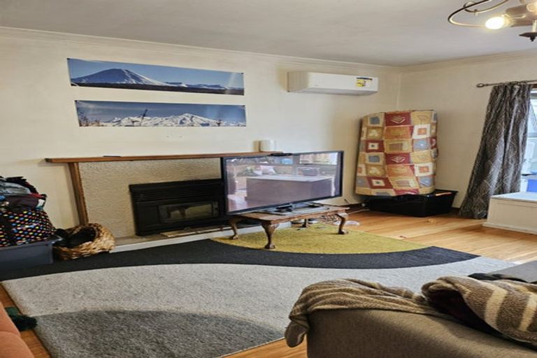 Photo of property in 38 Seddon Street, Wallaceville, Upper Hutt, 5018