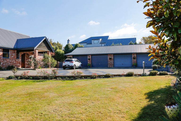 Photo of property in 22 Jessop Street, South Hill, Oamaru, 9400
