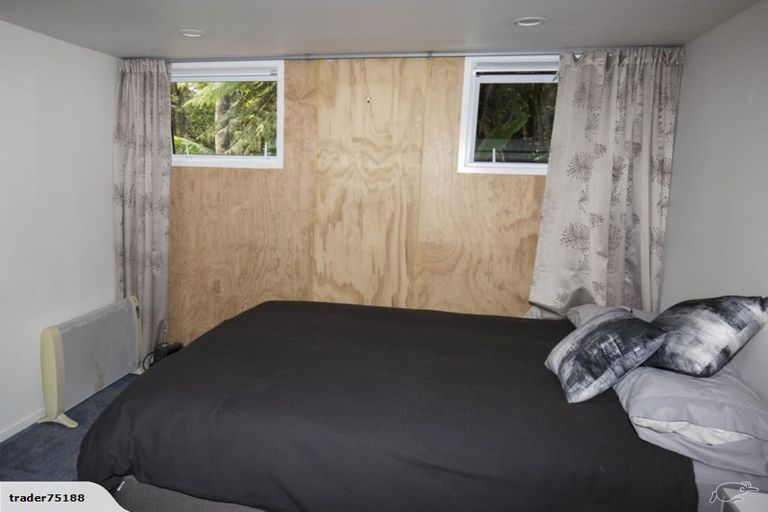 Photo of property in 787 Scenic Drive, Henderson Valley, Auckland, 0612