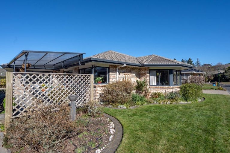 Photo of property in 53 Tawavale Street, Pukehangi, Rotorua, 3015