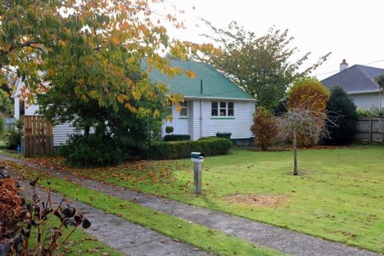 Photo of property in 68 Conway Road, Eltham, 4322